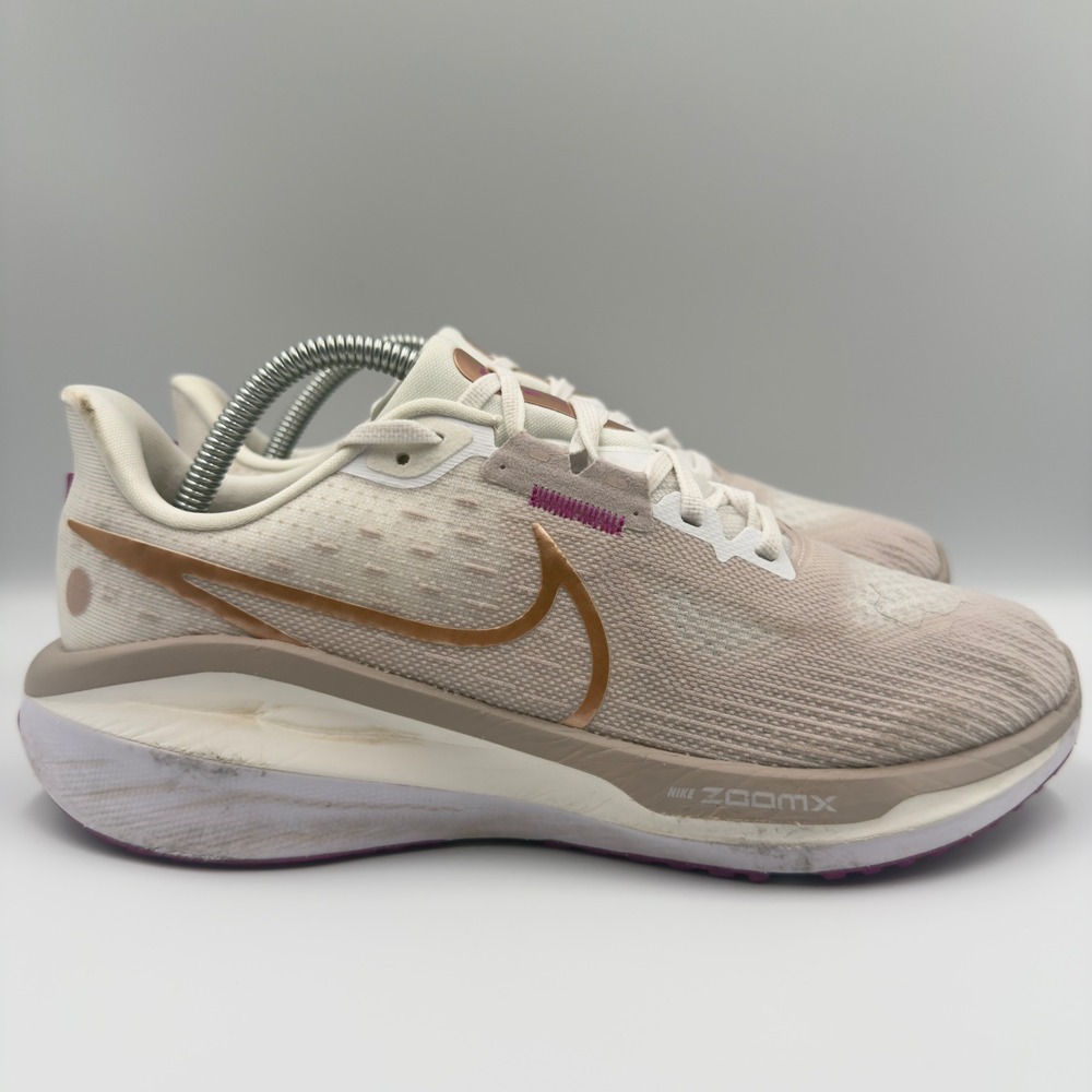 Nike Air Zoom Vomero 16 Women Size 9 Running Shoes FB8502-007 Beige Copper